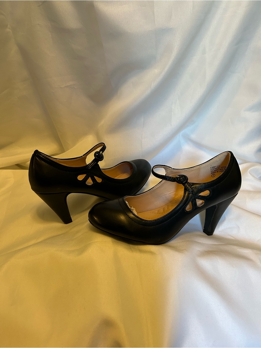 Chase + Chloe Black Mary Jane Heels with Cutout Detail